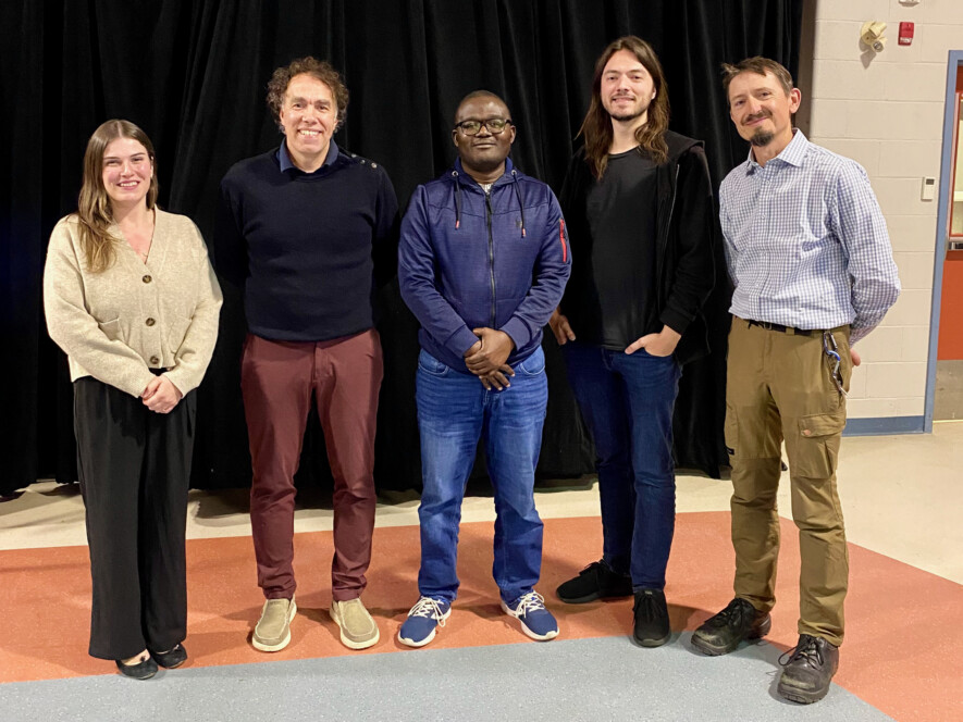 Le nouveau CA de l’ACFSJ. De gauche à droite: Caroline Fortune, Étienne Vuillaume, Dieudonné Keumegne, Axel Belgarde, Charly Mini. Absent de la photo: Yacine Amirouche. — Jessica Tucker
