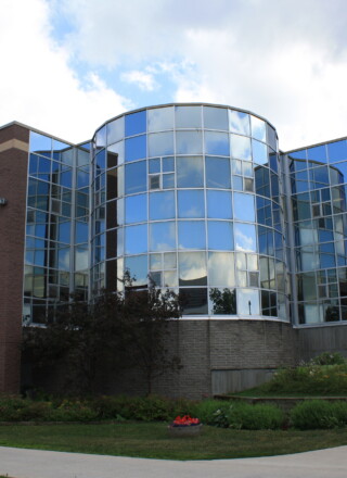   Courtoisie de la bibliothèque Ferris Hodgett