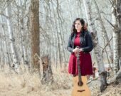 La Franco-Manitobaine Jocelyne Baribeau conseille d’aller voir des évènements dans l’Ouest avant de faire des tournées… « Construisez votre fondation avant de bâtir une tournée ». &mdash; Crédit : Christel Lanthier