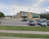 Le CFSSM est situé sur la rue North, dans une ancienne aile de l’École Notre-Dame-du-Sault. &mdash; Crédit : Capture d’écran – Google Street View