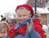 La récipiendaire du Prix June Callwood, Réjeanne Bélisle-Massie, au Village Noël Témiskaming. &mdash; Photo : Courtoisie