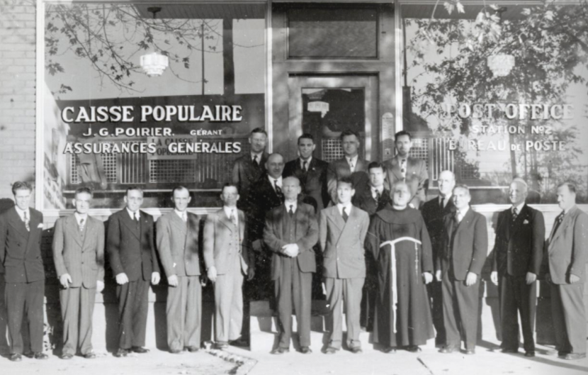 La Caisse populaire de Welland ouvre ses portes en 1949.   — Capture d’écran L’Express