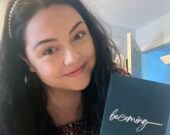 Sarah Rewega présente son recueil de poésie, <em>Becoming</em>. &mdash; Photo : Courtoisie