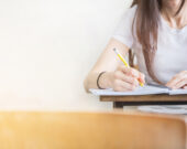 Les options d'études universitaire sont limitées pour les jeunes Franco-Ontariens du Moyen-Nord. &mdash; Photo : Shutterstock