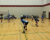 Les Voyageurs de l’École secondaire Notre-Dame-du-Sault de Sault-Ste-Marie sur le terrain.  &mdash; Photo : Courtoisie