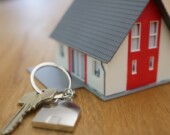 Depuis le début des années 2000 au Canada, dans la plupart des régions du pays, le prix d’achat des logements a doublé ou triplé, voire quintuplé dans des villes comme Ottawa, Toronto ou Vancouver, explique David Dagenais.  — Photo : Tierra Mallorca – Unsplash