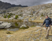 Jean Dujardin dans Sur les chemins noirs &mdash; Photo de presse