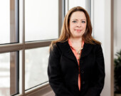 Isabelle Carignan, professeure titulaire à l’Université TÉLUQ, et professeure associée à l’Université de Sudbury et l’Université Laurentienne &mdash; Photo : Courtoisie