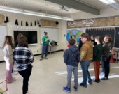 Les élèves ont découvert le monde de l’impro en apprenant diverses stratégies. &mdash; Photo : Courtoisie