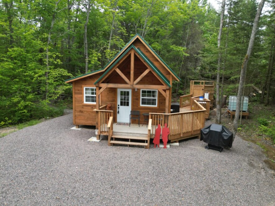 Cabane écologique au parc de la Pointe Grondine.  — Photo : Courtoisie 