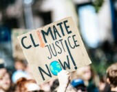 L’avis de la CIJ pourra être utilisé dans plusieurs causes en cours au Canada. C’est notamment le cas de l’affaire La Rose c. Sa Majesté le Roi et de celle de sept jeunes ontariennes qui poursuivent la province pour inaction face aux changements climatiques. &mdash; Photo : Markus Spiske – Unsplash