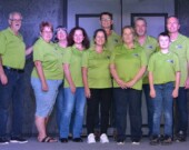 De gauche à droite : Henri Lagrandeur, Sylvie Bossé-Chevalier, Ginette Lagrandeur, Manon Lafontaine, Carole Meilleur, Dan Curtis, Diane Houle, Robert Labelle, Samuel Lagrandeur et Paul Cook. &mdash; Photos : Courtoisie