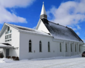 L’église de Cache Bay.  