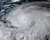   Scènes de l’ouragan Melissa.