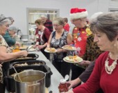 Le dîner de Noël du 15 décembre. &mdash; Photos : Courtoisie