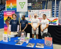 Le stand de FrancoQueer à la foire de Sudbury, en juillet 2026.  &mdash; Photo : L.V
