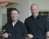 De gauche à droite : Gilbert Surette et Carl Muise, coordonnateurs des célébrations Island Memories. &mdash; Norbert LeBlanc