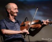 La prestation du violoniste Chester Delaney a été un moment fort du Gala du Festival – Hommage aux Cap-Rougiens. Son mélange de pièces traditionnelles était très approprié pour cet hommage à nos ancêtres acadiens. &mdash; Michel Soucy Photography