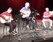 Les artistes Gélas Deveau, Bruno Bourgeois et Chester Delaney ont fait un excellent travail pour divertir les auditeurs lors du radiothon du Conseil des arts de Chéticamp. &mdash; Rosie AuCoin-Grace