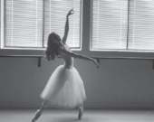 Emilee Boudreau, dans le studio au Quinte Ballet School of Canada. &mdash; gracieuseté