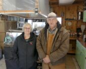 Vernon et Rolande Harris en avant de leur évaporateur à North Kempt.   &mdash; Norbert LeBlanc