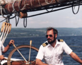Delbé Comeau sur le navire Bluenose II. &mdash;  Gracieuseté Delbé Comeau