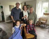 Luc d’Eon, Pierrette d'Entremont (adulte) et Yvette d’Entremont, ainsi que Charlee d'Eon et Oliver d’Entremont.  &mdash; PHOTO - Monique d'Entremont