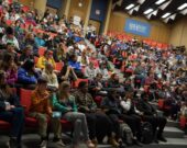 Les participants du Forum local d’Halifax assistent à une présentation dans l'auditorium de l’Université Mount Saint Vincent.  &mdash; PHOTO - Gracieuseté (Le français pour l’avenir)