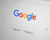 Google menace toujours de bloquer les contenus médiatiques canadiens à ses utilisateurs. 

 &mdash; PHOTO : Sarah Blocksidge – Pexels