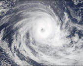 L’ouragan Fiona, qui a touché terre en Nouvelle-Écosse, le 24 septembre 2023, a causé des dégâts majeurs à travers la province, notamment dans les régions du Nord et de l’Est.
 &mdash; PHOTO : NASA Earth Observatory