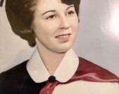 Josephine (LeLièvre) LeBlanc de Chéticamp lorsqu'elle a obtenu son diplôme d'infirmière en 1965.  &mdash; PHOTO : De gracieuseté