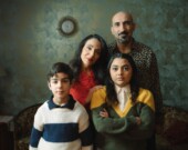 Hôtel Beyrouth raconte l’histoire de la famille Haddad, qui, après avoir fui la guerre au Liban, s’installe au Canada. &mdash; PHOTO : Sahkosh Productions/TFO