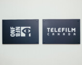 Les enseignes de l’ONF et de Téléfilm Canada. 
 &mdash; PHOTO : JAMES MACLEAN