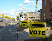 Le scrutin au Canada est appelé majoritaire à un tour : le candidat qui remporte le plus de voix remporte le siège de la circonscription.  &mdash; Photo : Can Pac Swire – Flickr