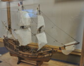 Le «Saint-Jehan» reproduit en modèle réduit à l’échelle est offert en loterie par la Fondation du Centre de santé de Clare.  &mdash; PHOTO: Richard Landry
