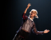 Sabrina Dupuis sur scène. &mdash; PHOTO: Eugénie Pigeonnier