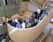 L'équipe de chercheurs de l'Université de la Saskatchewan qui a participé à la recherche publiée dans Cell Genomics sur une nouvelle piste de traitement des tumeurs cancéreuses à surexpression de la protéine PLK1. &mdash; PHOTO: Matt Olson / USask