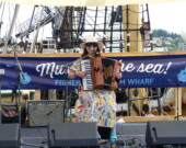 Mary Berth Carty sur le front de mer. &mdash; PHOTO: Ariane Gleize