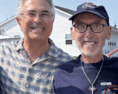 Jude Avery (à la droite), de Larry's River, et Robert Vézina, chercheur québécois, se sont associés dans le cadre d'un nouveau projet visant à compiler un dictionnaire du français acadien de la région de Torbé. L'initiative a pris de l'ampleur pendant le Festival Savalette cet été. &mdash; PHOTO: de gracieuseté