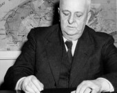 Joseph Willie Comeau, ancien sénateur canadien et ancien membre de l’Assemblée législative de la Nouvelle-Écosse pour Clare, est le personnage à l'honneur lors de la Journée du patrimoine 2026. &mdash; PHOTO: Archives