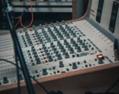   PHOTO: Caroline Eymond Laritaz - Unsplash
