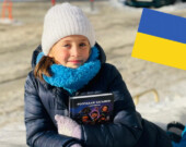Yaryna est une grande lectrice! &mdash; Photo: Fournie