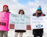 Une manifestation à Shelburne, le 4 mars, contre les coupes budgétaires provinciales dans le domaine des arts et de la culture. &mdash; PHOTO: Adam Bissonnette Photography