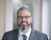 Doug Chiasson a déja occupé des fonctions au sein des gouvernements fédéral et provincial et comme leader dans le secteur à but non lucratif. &mdash; Photo: Doug Chiasson