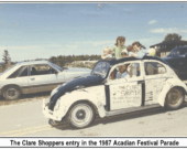 Le buggy de livraison du Clare Shopper décoré pour le Festival acadien de Clare de 1987. &mdash; PHOTO: The Clare Shopper