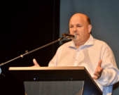 Après ce premier mois en poste comme député provincial, le défi pour Claude Bourgeois consiste maintenant à transformer les engagements de la campagne électorale en actions concrètes.  &mdash; Photo: Daniel Aucoin