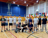 Esprit d'équipe et dynamisme sur le terrain à l'occasion de notre tournoi de soccer. &mdash; PHOTO: Atika Bayebane, CCÉA