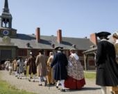 La Fête de Saint-Louis au Lieu historique national de la Forteresse de Louisbourg invite le public à faire l’expérience du patrimoine de manière vivante et accessible. &mdash; PHOTO: Parcs Canada