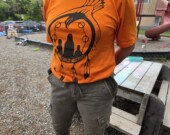 Le t-shirt «Chaque enfant compte» pour la Journée du chandail orange.  &mdash; PHOTO: Kenny Joe Chamoun Daaboul
