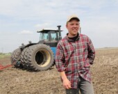 Pour un jeune agriculteur, le métayage permet d'acquérir de l'expérience et générer un revenu en partageant les risques sans être propriétaire.  
